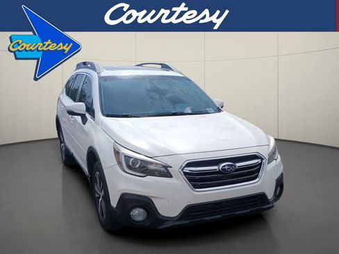 Used 2019 Subaru Outback 3.6R Limited AWD/4WD image 1