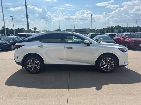 Used 2024 Lexus RX 350 AWD w/ Technology Package image 4