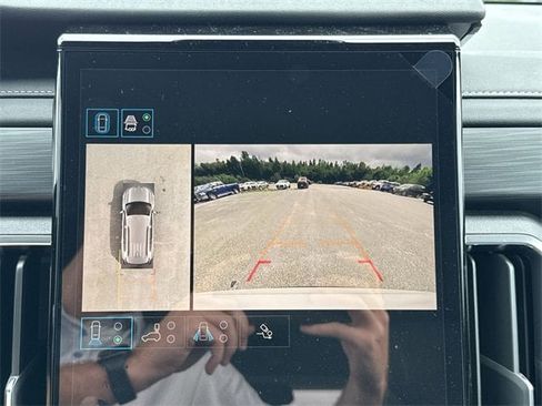 New 2025 GMC Acadia Elevation image 15