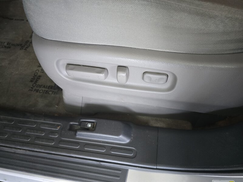 Used 2012 Honda Ridgeline RTS image 18