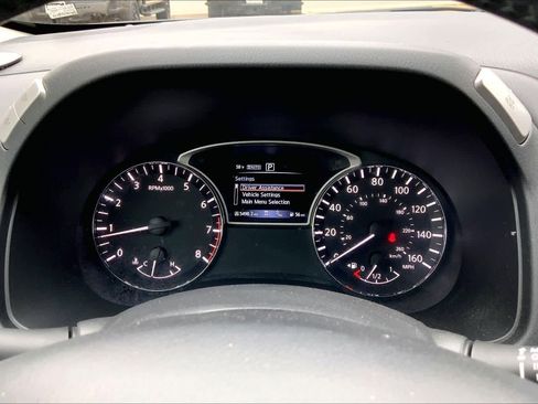 Used 2019 Nissan Pathfinder Platinum image 25