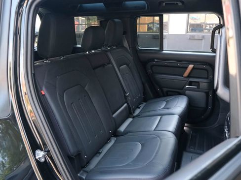 Used 2023 Land Rover Defender 110 X AWD/4WD image 30