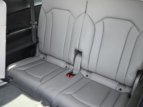 Used 2020 Audi Q7 3.0T Prestige w/ Prestige Package image 9