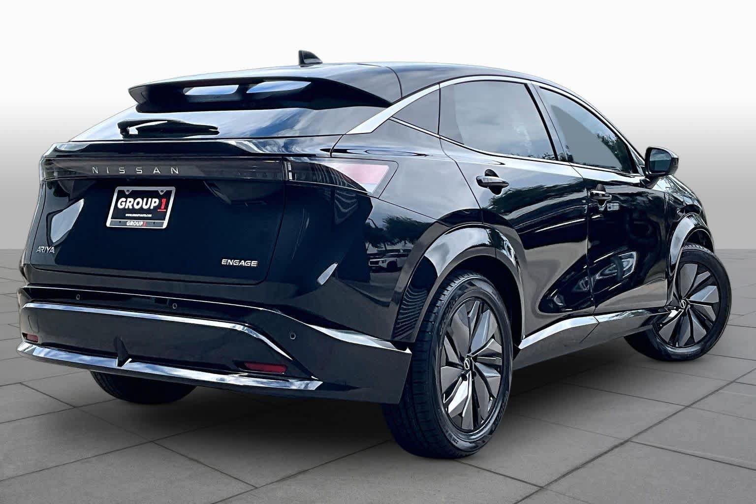 Certified 2023 Nissan Ariya FWD image 12
