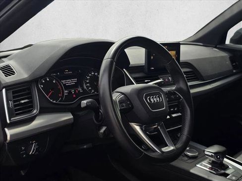 Used 2020 Audi Q5 2.0T Premium AWD/4WD image 6