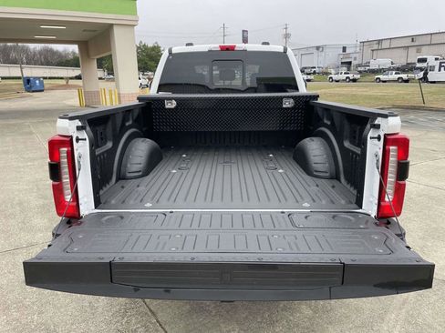 New 2025 Ford F350 King Ranch w/ FX4 Off-Road Package image 10