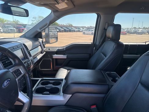 Used 2020 Ford F250 Lariat w/ Lariat Value Package image 44