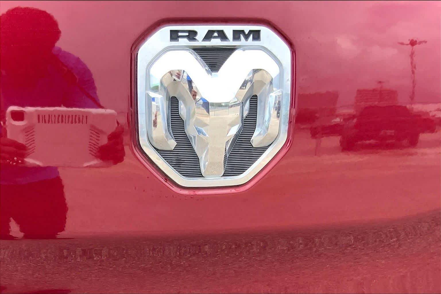 Used 2022 RAM 1500 Limited AWD/4WD image 9