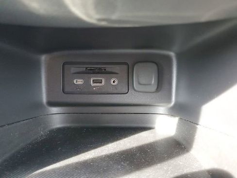 Certified 2023 Chevrolet Equinox RS w/ RS Leather Package image 35