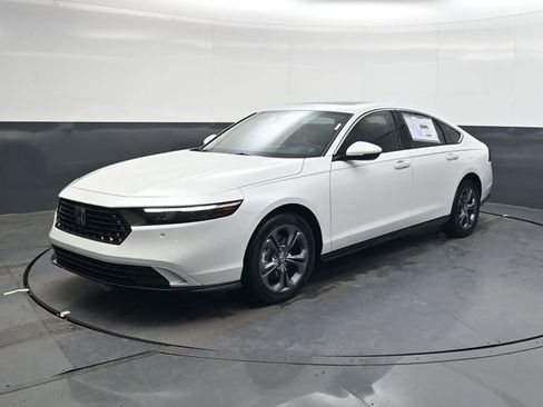 New 2026 Honda Accord EX-L image 8