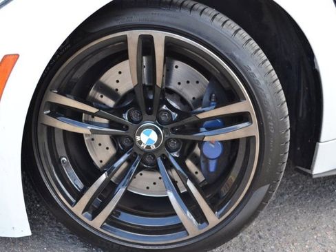 Used 2015 BMW M4 Coupe image 40