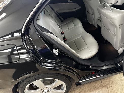 Used 2011 Mercedes-Benz E 350 4MATIC Sedan image 82