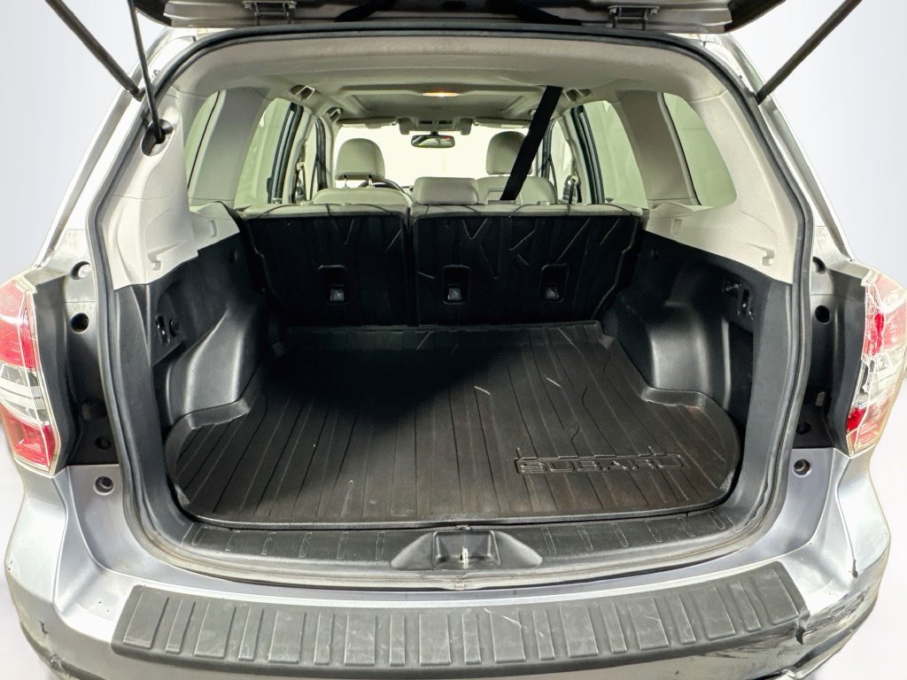 Used 2015 Subaru Forester 2.5i Touring w/ Eyesight & Navigation System AWD/4WD image 31