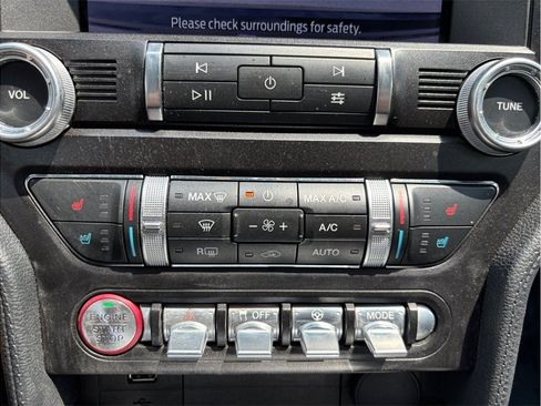 Used 2020 Ford Mustang Premium RWD image 29