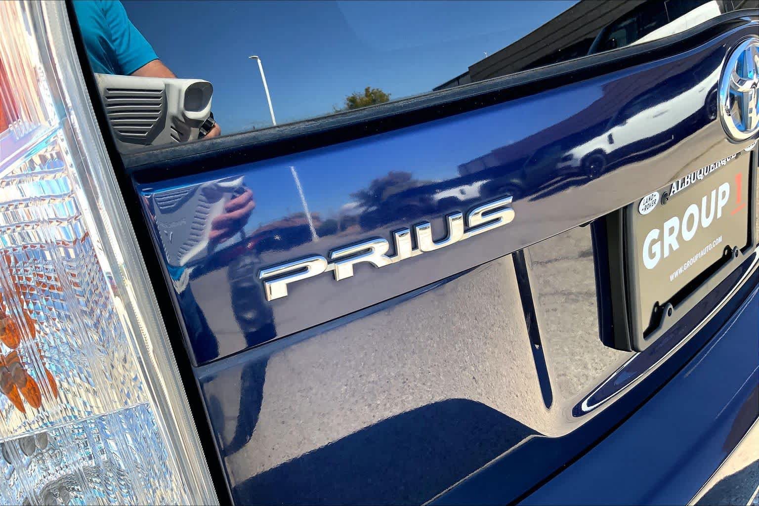 Used 2014 Toyota Prius Three FWD image 30