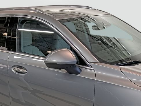 Used 2023 Buick Envision Avenir image 15