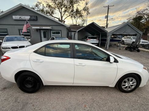 Used 2015 Toyota Corolla L image 8