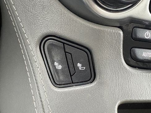 Used 2019 Chevrolet Tahoe LT image 12