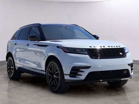 Certified 2026 Land Rover Range Rover Velar Dynamic SE AWD/4WD image 3