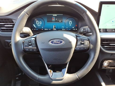 Used 2025 Ford Escape Platinum AWD/4WD image 12