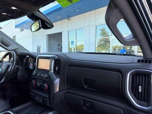 Used 2021 Chevrolet Silverado 1500 LTZ w/ LTZ Premium Package AWD/4WD image 30