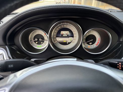 Used 2014 Mercedes-Benz CLS 550 4MATIC image 34