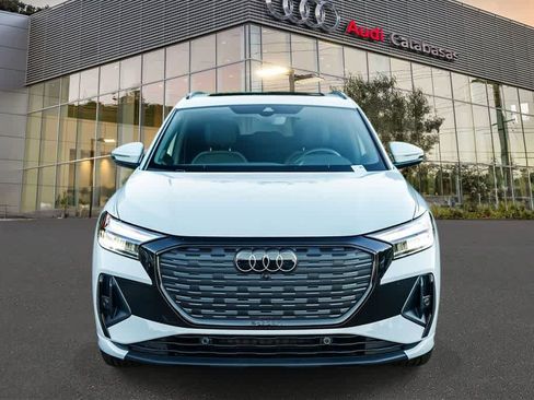 New 2026 Audi Q4 e-tron Premium image 6