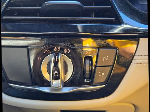 Used 2021 BMW M5 w/ Competition Package image 32