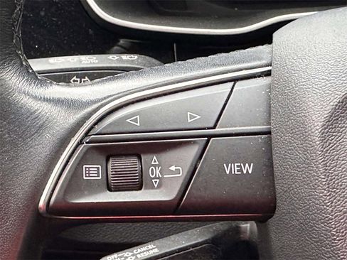 Used 2022 Audi Q3 2.0T Premium image 23