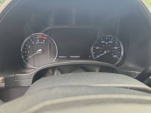 Used 2019 Ford F250 Lariat w/ Lariat Value Package image 16