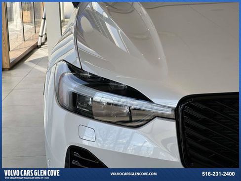 New 2026 Volvo XC60 T8 Ultra w/ Protection Package Premier image 8