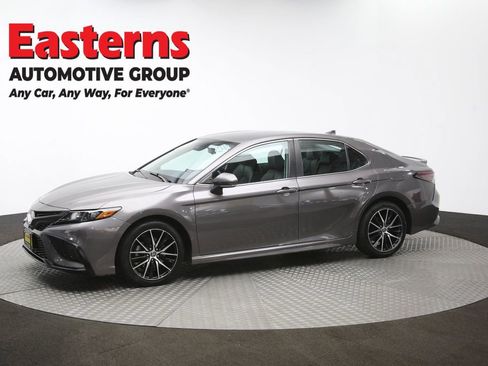 Used 2022 Toyota Camry SE image 57