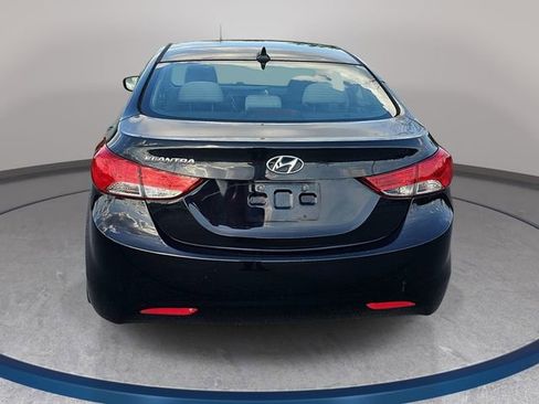 Used 2013 Hyundai Elantra GLS w/ Preferred Pkg image 6
