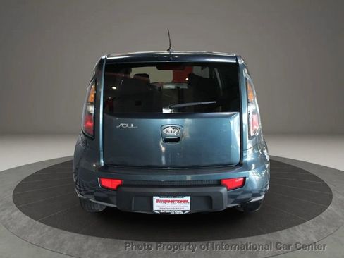 Used 2011 Kia Soul + image 6