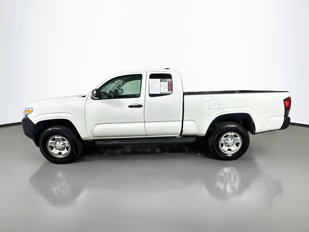 Used 2022 Toyota Tacoma SR RWD image 5