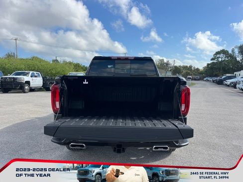 New 2026 GMC Sierra 1500 Denali w/ Denali Reserve Package image 16