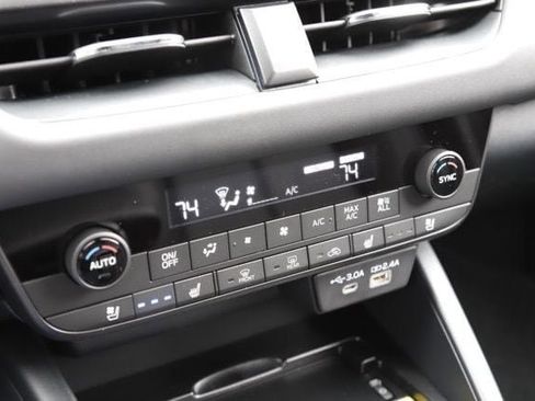 New 2026 Subaru Outback Limited AWD/4WD image 25