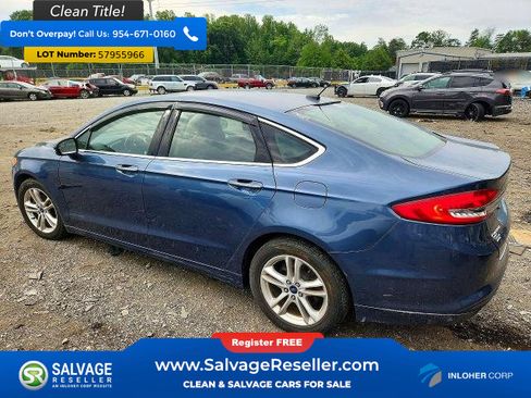 Used 2018 Ford Fusion SE FWD image 3