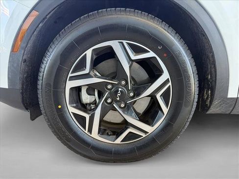 Used 2023 Kia Sportage LX FWD image 25