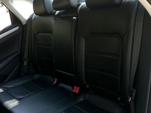 Used 2015 Volkswagen Passat 1.8T Limited Edition image 37