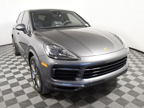Used 2020 Porsche Cayenne Base image 9