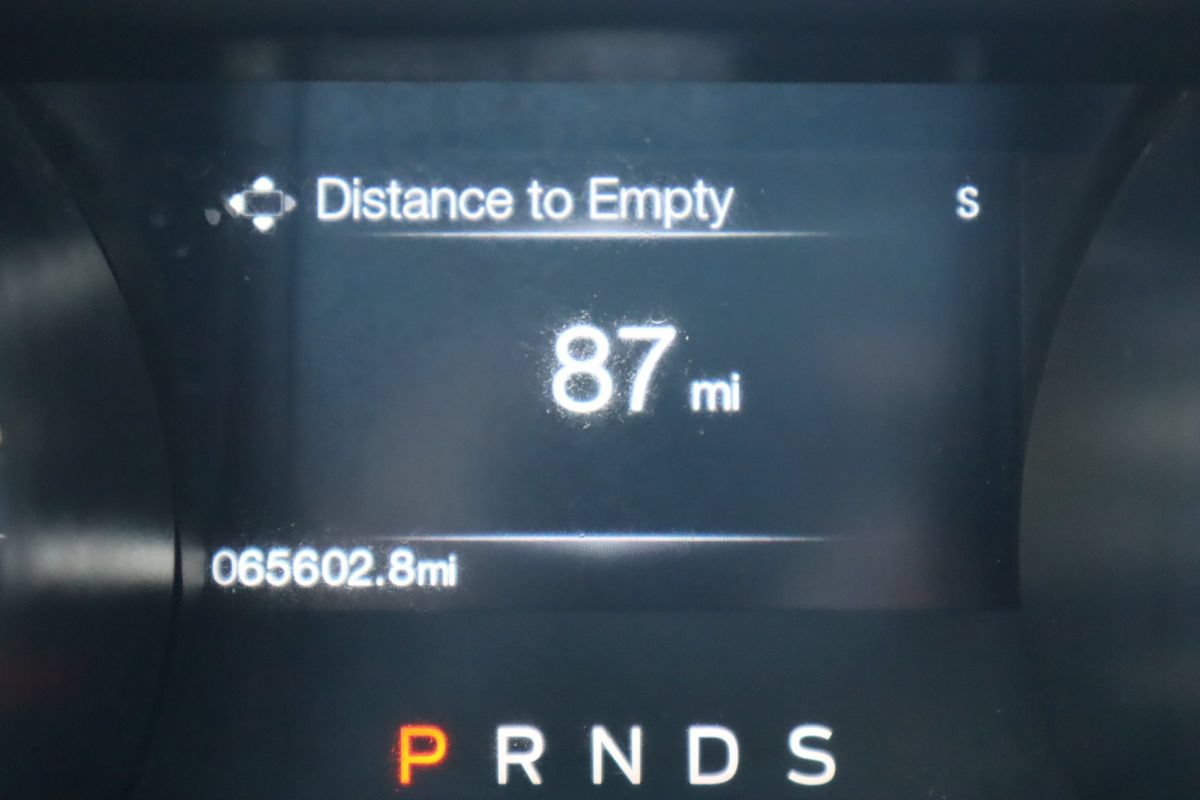 Used 2016 Ford Mustang Coupe w/ Equipment Group 051A RWD image 41