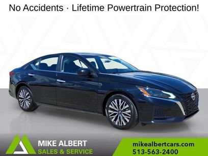 Used 2023 Nissan Altima 2.5 SV w/ SV Premium Package