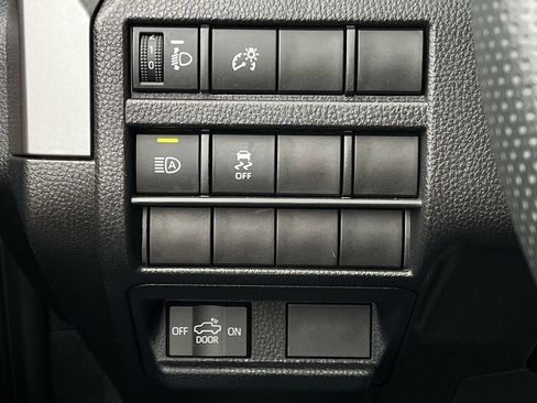 Used 2024 Toyota Tacoma TRD Off-Road AWD/4WD image 20