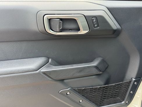 New 2025 Ford Bronco Big Bend image 9