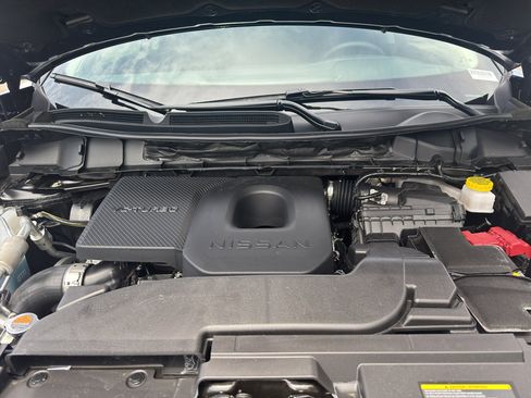 Used 2025 Nissan Murano SL image 9