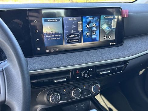 New 2026 Nissan Kicks S image 22