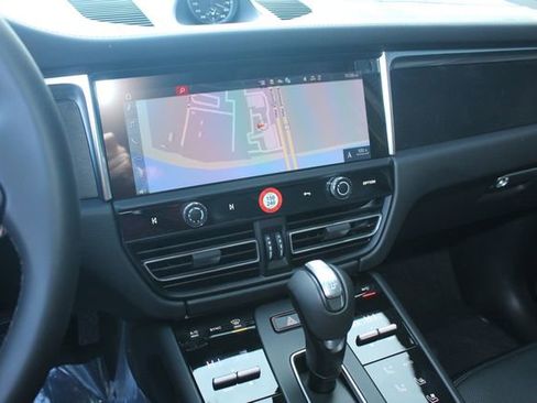 New 2026 Porsche Macan GTS image 17