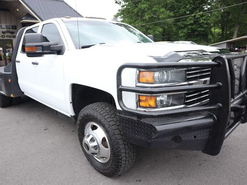 Used 2016 Chevrolet Silverado 3500 W/T w/ WT Fleet Convenience Package AWD/4WD image 3