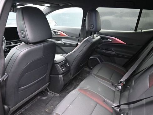 Used 2024 Chevrolet Equinox EV RS FWD image 13